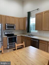 Building Photo - 26729 Bentley Pl