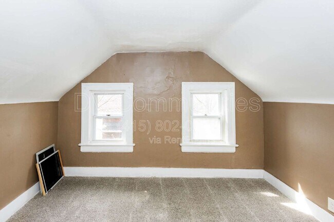 Building Photo - 243 Wildwood Ave