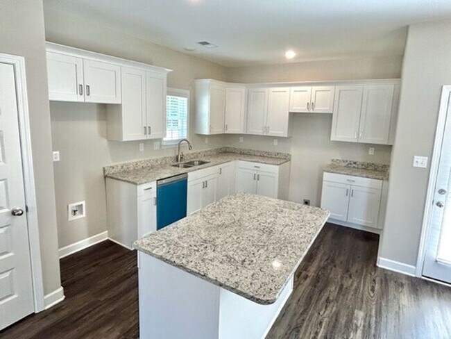 Building Photo - Now Leasing at Winstone Estates in Millington.