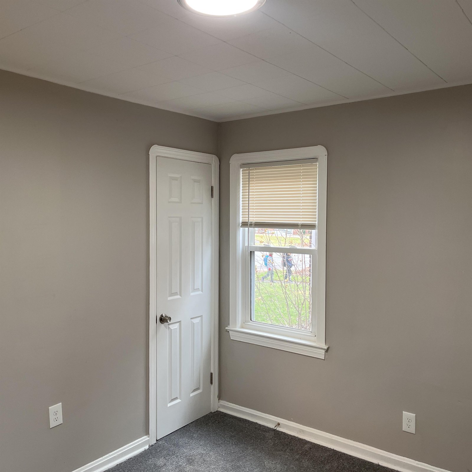 Building Photo - 25731 Forestview Ave