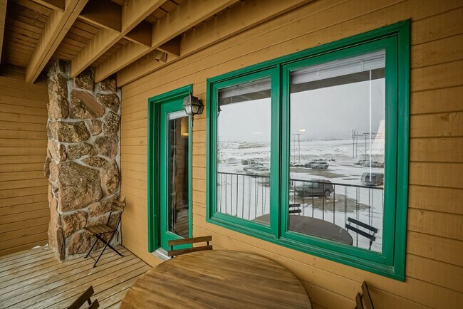 Building Photo - 62927 US HIGHWAY 40, Door 535