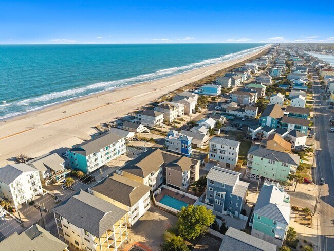 Building Photo - 1503 Carolina Beach Ave N