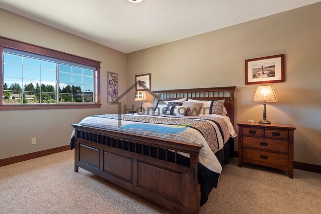 Building Photo - ***MOVE IN SPECIAL*** $300.00 off first mo...