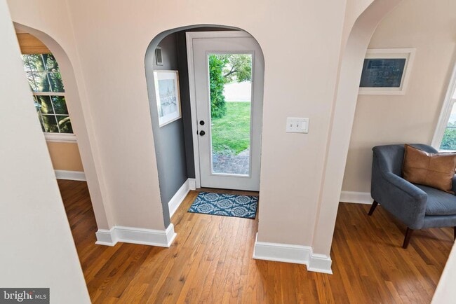 Building Photo - 710 Fishburn Rd