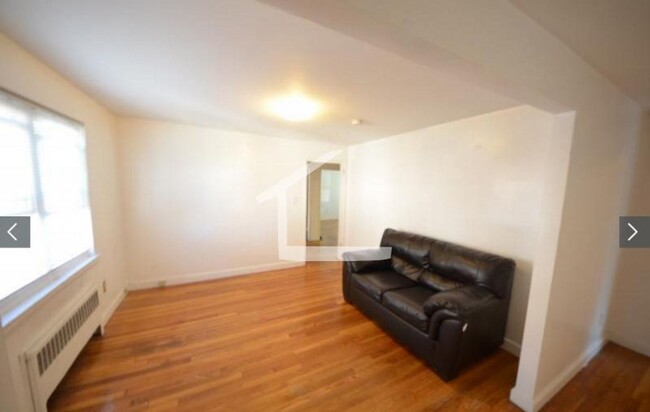 Building Photo - Nice 3 bed in Brighton