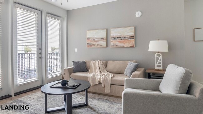 Building Photo - 217 S Garland Ave