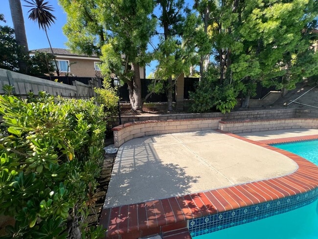 Building Photo - Orange - 4 Bed House for Lease - Pool & Spa - 3 Car. Gar.