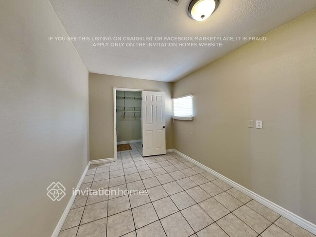 Building Photo - 330 W Olive Ave