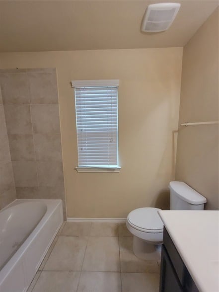 Building Photo - 3535 Goldleaf Trail Dr