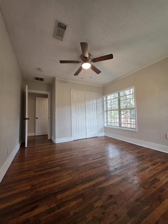 Building Photo - 6109 Saxon Dr