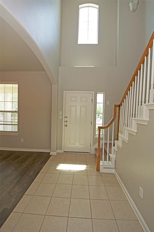 Building Photo - 6800 Cromarty Ln