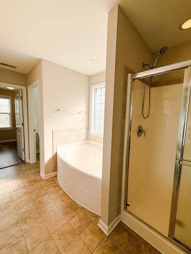 Building Photo - 164 Ladden Ln