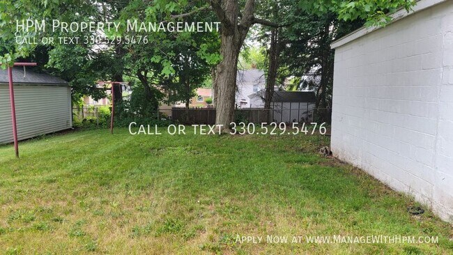 Building Photo - CALL 330-529-5476 TO SCHEDULE A SHOWING!