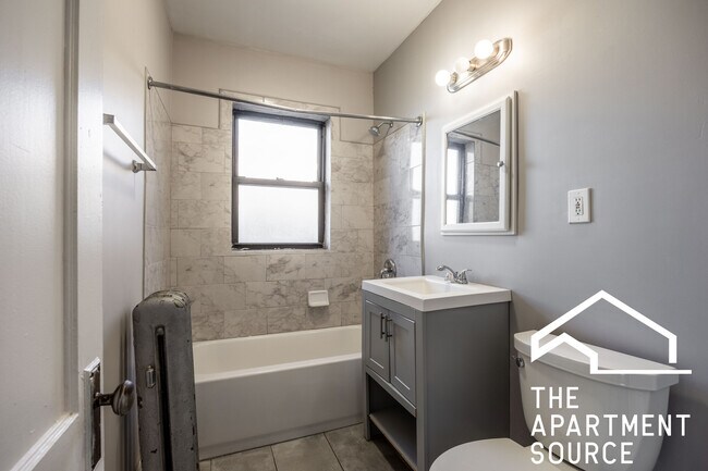 Building Photo - 3602 W Sunnyside Ave