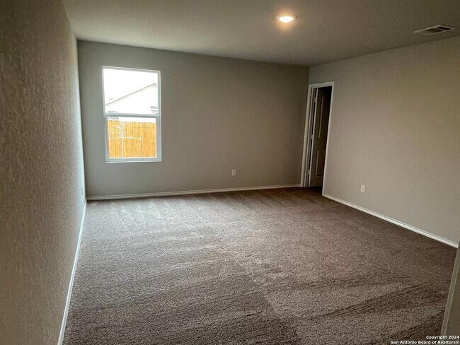 Building Photo - 10538 Varmus Dr