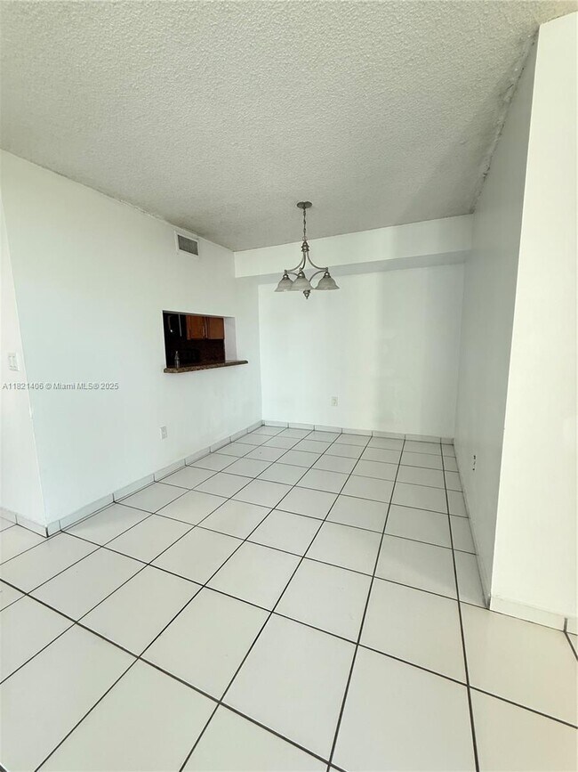 Building Photo - 2075 SW 122nd Ave