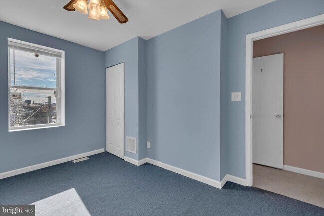 Building Photo - 1007 E Preston St