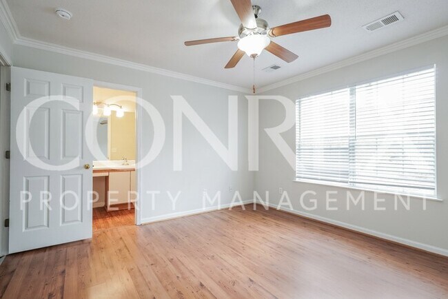 Building Photo - Charming 3 Bedroom Simpsonville, SC Home!