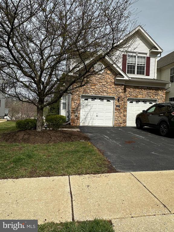 Building Photo - 147 Fringetree Dr