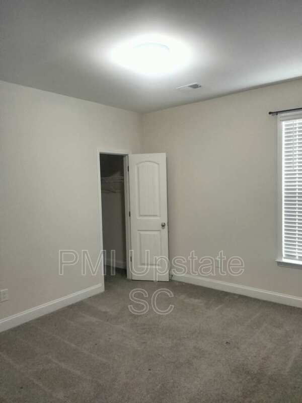 Building Photo - 567 Chantry Ln