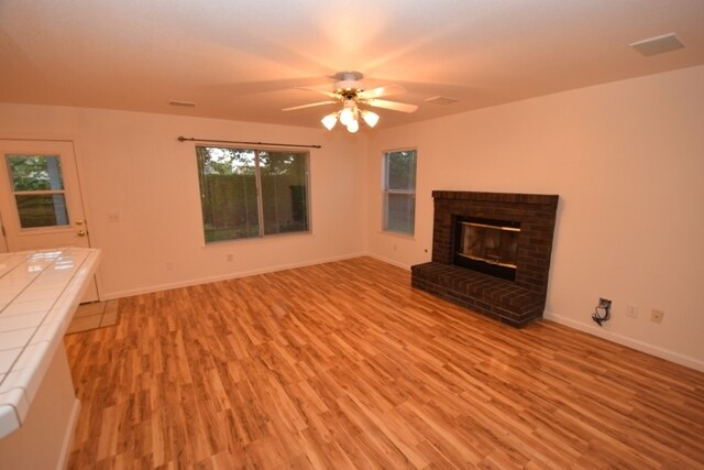 Building Photo - 699 Sands Way