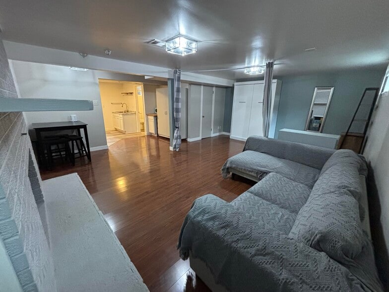 Open floorplan - 2631 S Zurich Ct