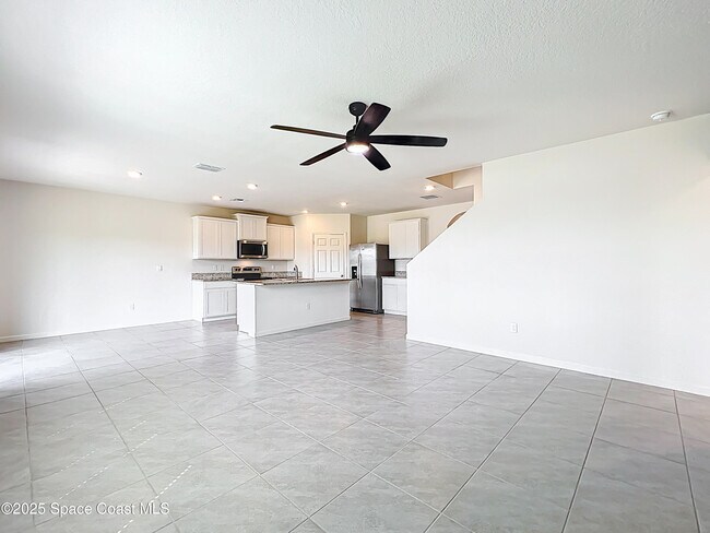 Building Photo - 870 Remington Green Dr SE