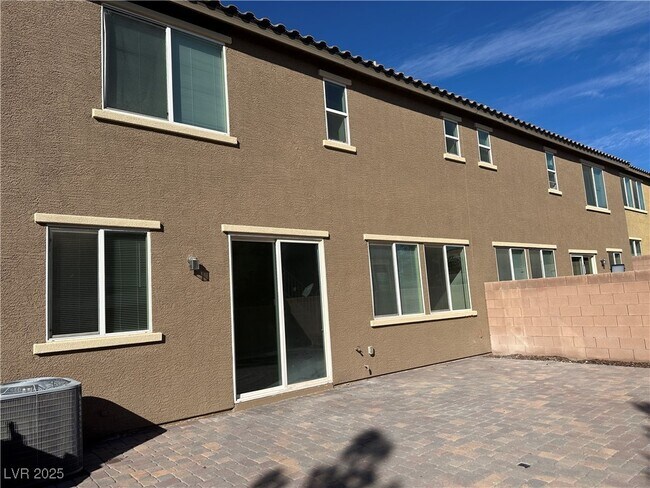 Building Photo - 6304 Patriot Wave St