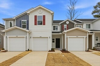 Building Photo - 10608 Brookside Reserve Rd