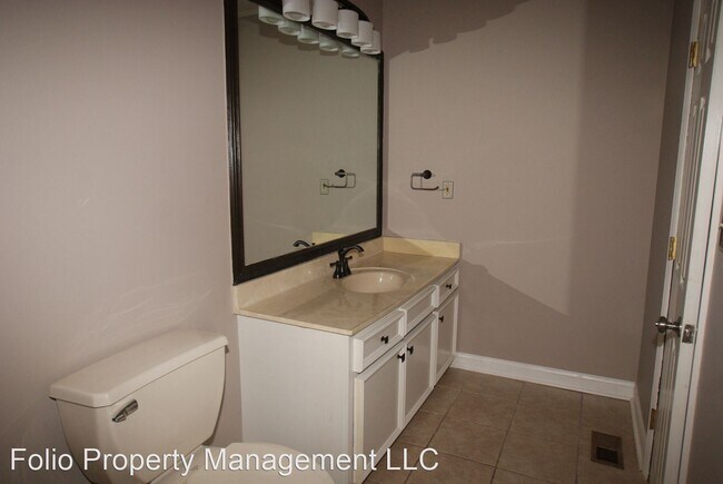 Building Photo - 4 br, 4 bath House - 10016 Bluff Drive