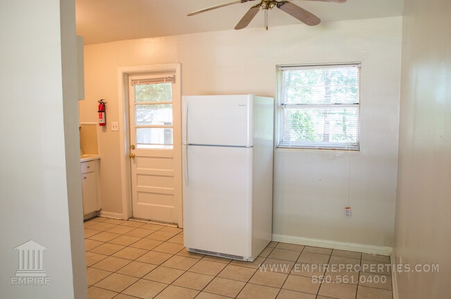 Building Photo - Renovated Home South of FSU