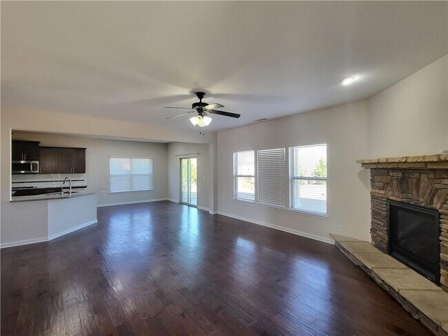 Building Photo - 5295 Rustic Ct