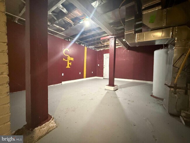 Building Photo - 720 Springfield Ave