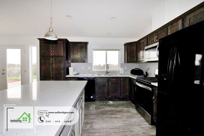 Building Photo - 18848 Lorina Dr