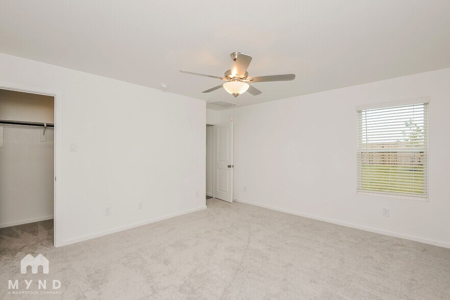 Building Photo - 2752 Mistwood Dr