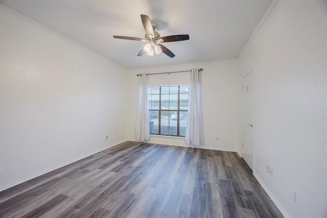 Building Photo - 412 Pebble Way