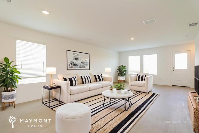 Building Photo - 3052 Titan Spgs Dr