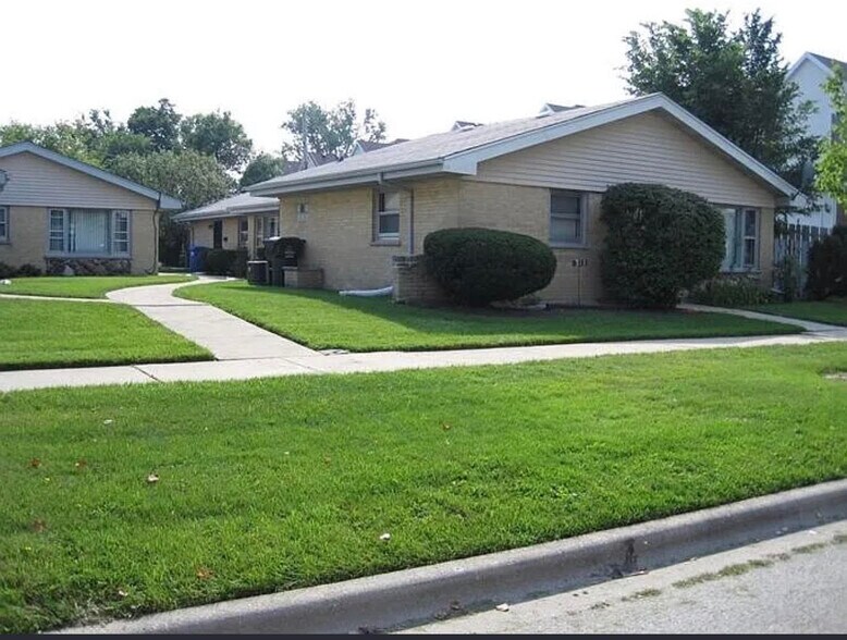 Building Photo - 219 N Grace Ave