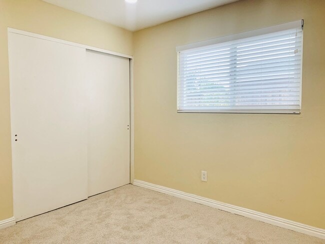 Building Photo - 5277 Mt Ararat Dr