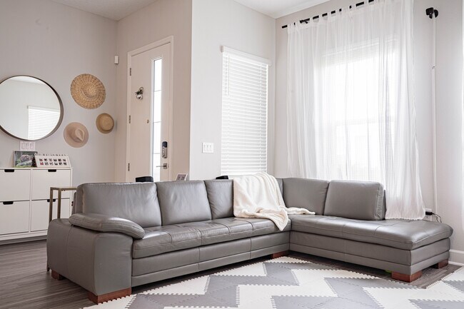 Building Photo - 11467 Leatherback Ct