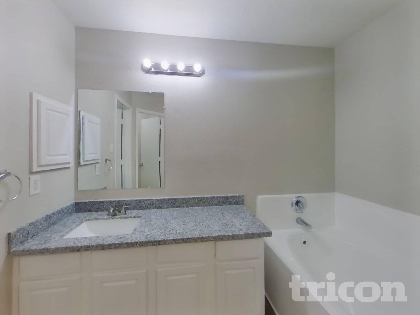 Building Photo - 1111 Chestnut Bough St