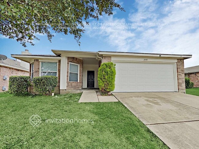 Building Photo - 2440 Rolling Ridge Dr