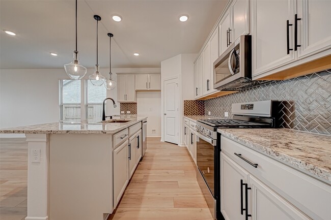 Building Photo - 1308 Tan Gable Ln