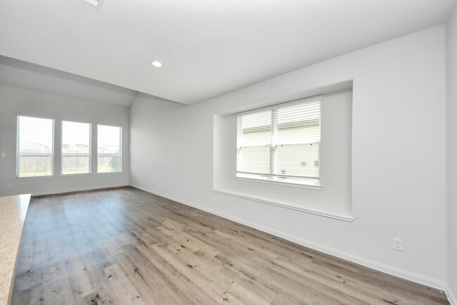 Building Photo - 4919 Purple Wisteria Ln