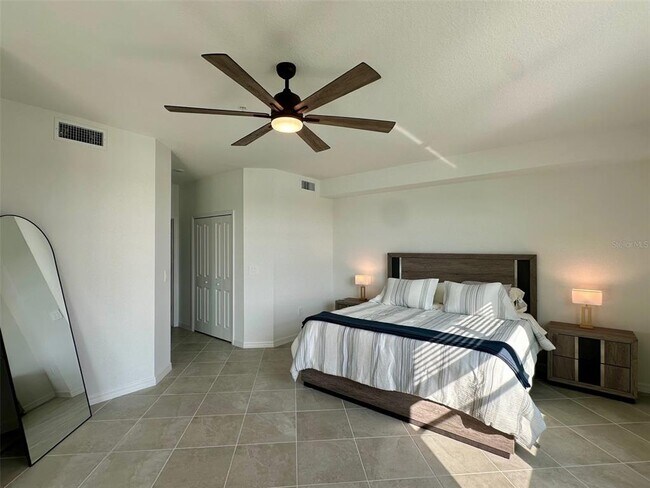 Building Photo - 12680 Radiance Ct