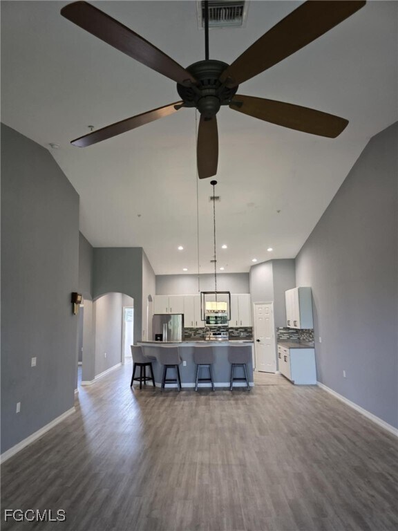 Building Photo - 14830 Calusa Palms Dr