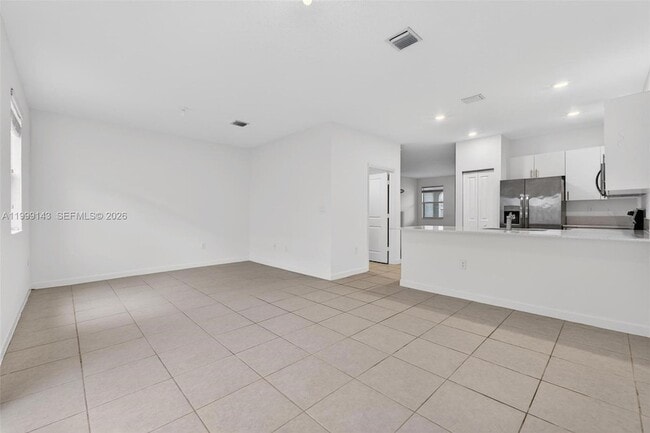 Building Photo - 2662 SE 10th St