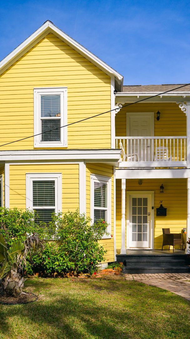 Building Photo - 14 Sanchez Ave