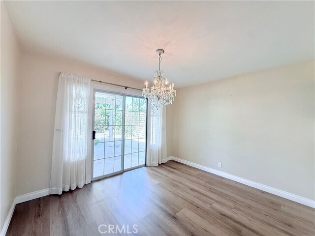 Building Photo - 7 Calhoun