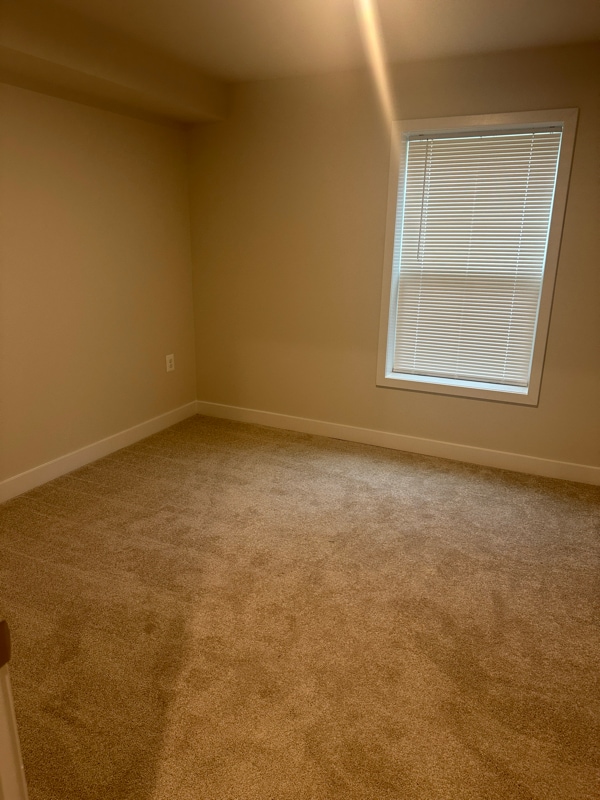 Building Photo - 8905 Blackthorne Pl